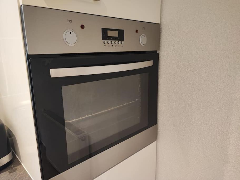 -Stadthaus Ida- Mit Grosser Dachterasse, Am Schlosspark, Luftkurort Kisslegg, Boxspringbetten, Kaffeevollautomat, Smarttv, Familienfreundlich, Grosszuegig, Zentral Luaran gambar