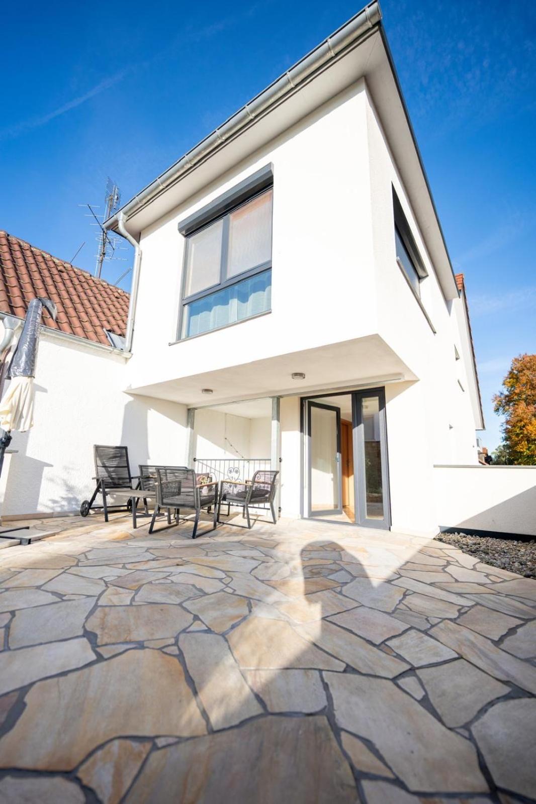 -Stadthaus Ida- Mit Grosser Dachterasse, Am Schlosspark, Luftkurort Kisslegg, Boxspringbetten, Kaffeevollautomat, Smarttv, Familienfreundlich, Grosszuegig, Zentral Luaran gambar