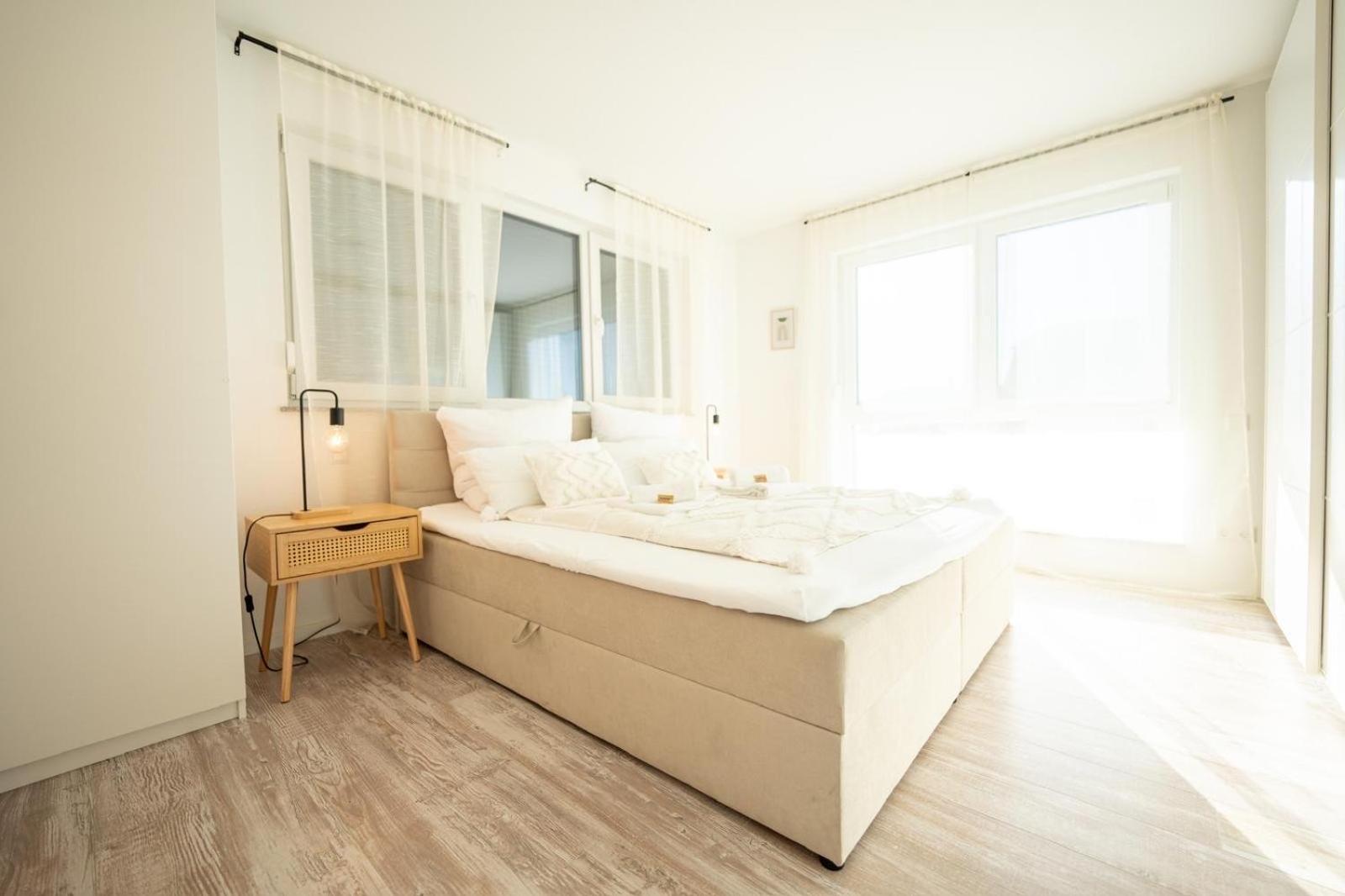 -Stadthaus Ida- Mit Grosser Dachterasse, Am Schlosspark, Luftkurort Kisslegg, Boxspringbetten, Kaffeevollautomat, Smarttv, Familienfreundlich, Grosszuegig, Zentral Luaran gambar