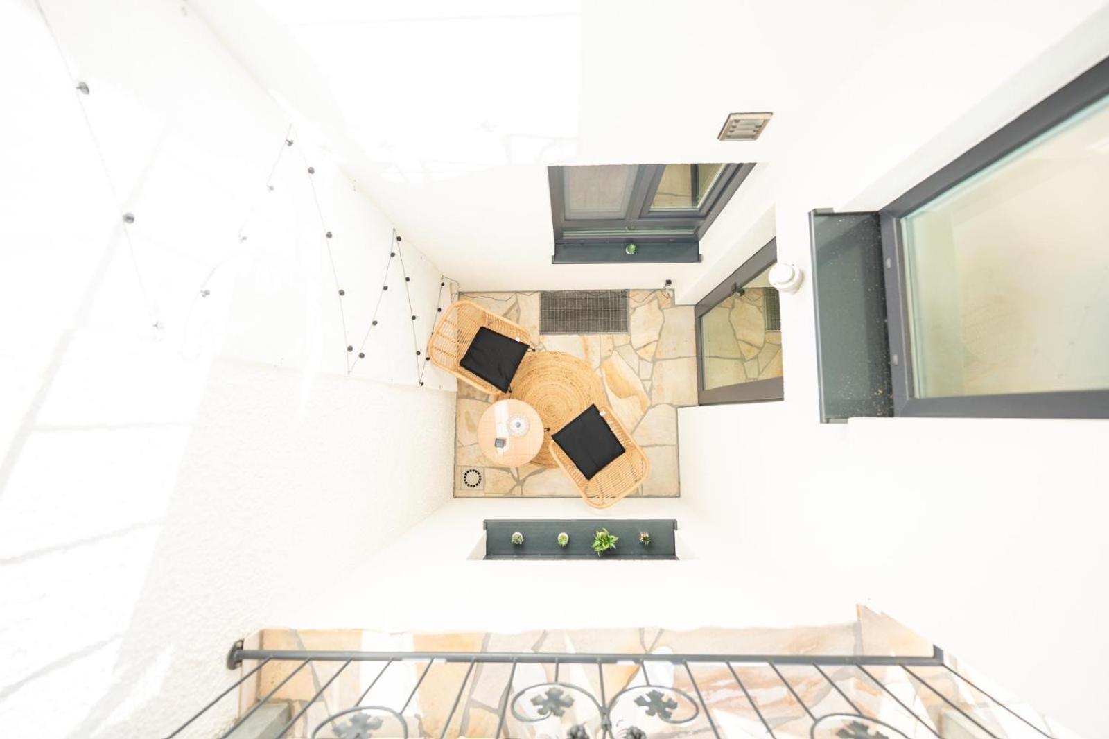 -Stadthaus Ida- Mit Grosser Dachterasse, Am Schlosspark, Luftkurort Kisslegg, Boxspringbetten, Kaffeevollautomat, Smarttv, Familienfreundlich, Grosszuegig, Zentral Luaran gambar